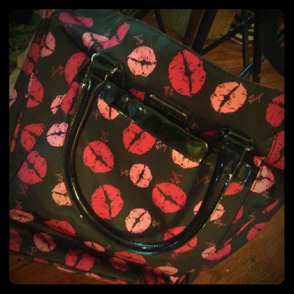 New Betsey Johnson bag